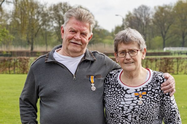 Jack van der Aa (70) en Marian van der Aa - van den Meijdenberg (70) 