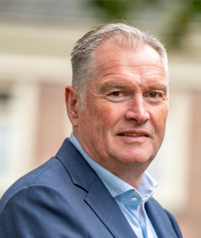 Frank  Jansen